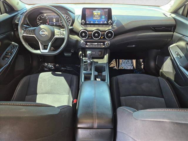 Used 2022 Nissan Sentra SR w/ Lighting Package FWD image 18