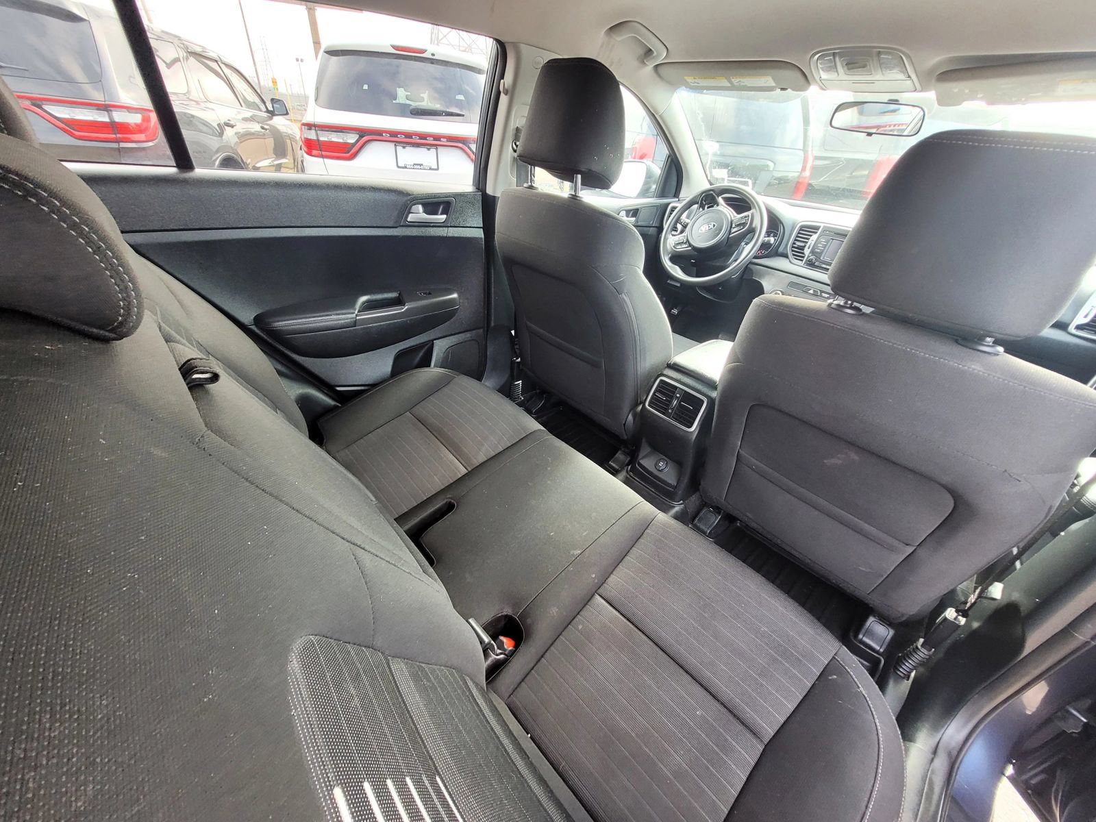 Used 2018 Kia Sportage LX FWD image 12