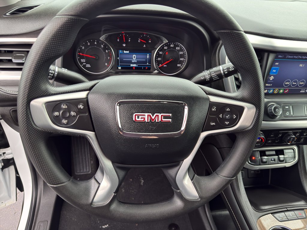Used 2023 GMC Acadia SLE w/ Driver Convenience Package image 17