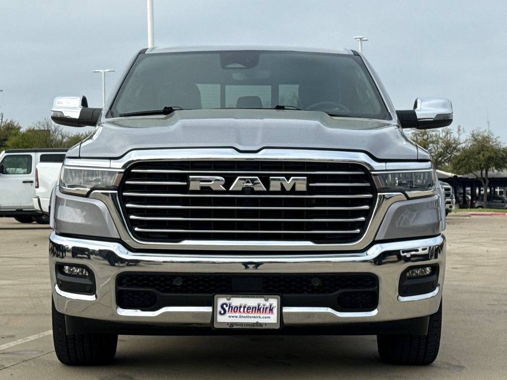 Used 2025 RAM 1500 Laramie AWD/4WD image 2
