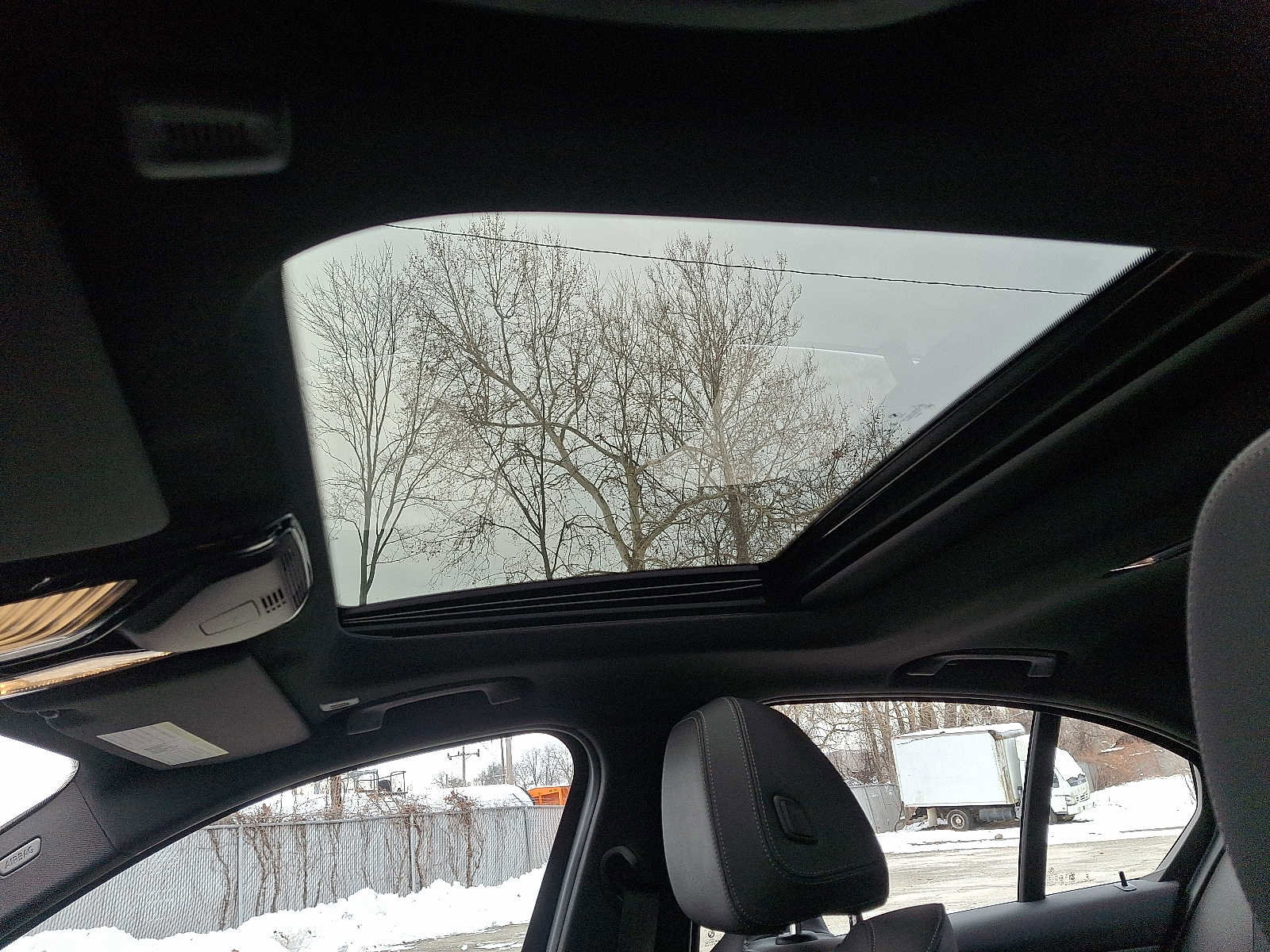 Used 2025 BMW 330i xDrive Sedan w/ M Sport Package image 14