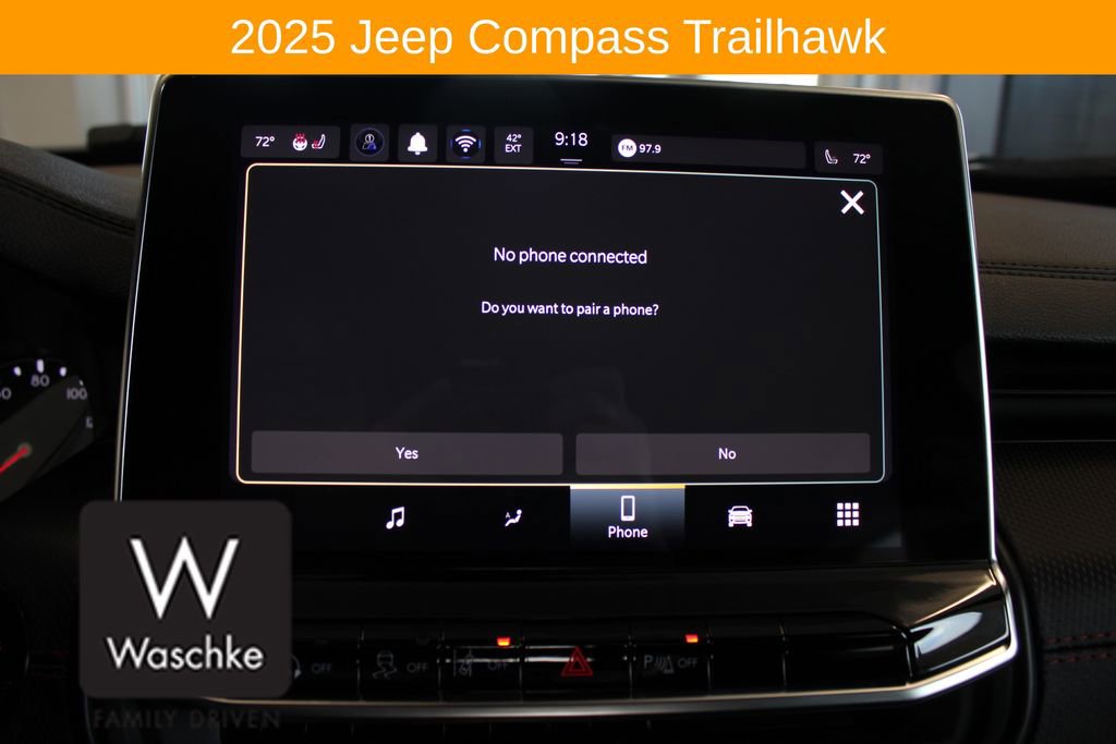 Used 2025 Jeep Compass Trailhawk w/ Trailhawk Convenience Group AWD/4WD image 51
