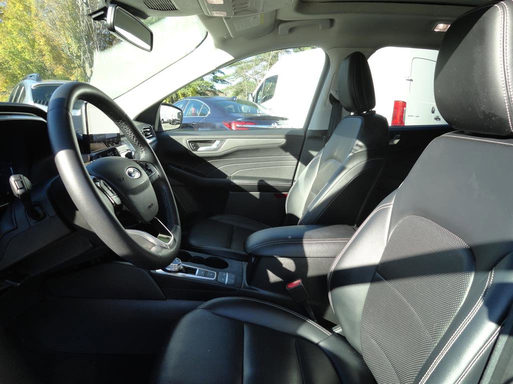 Certified 2021 Ford Escape Titanium image 13