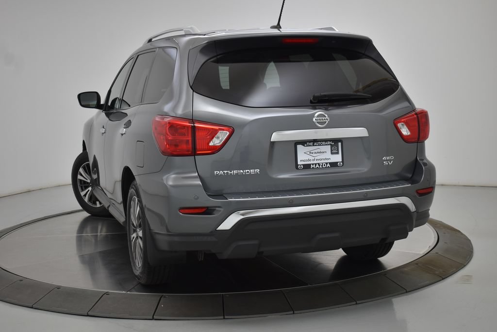 Used 2017 Nissan Pathfinder SV AWD/4WD image 9