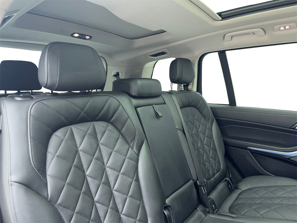 Used 2024 BMW X7 xDrive40i image 47