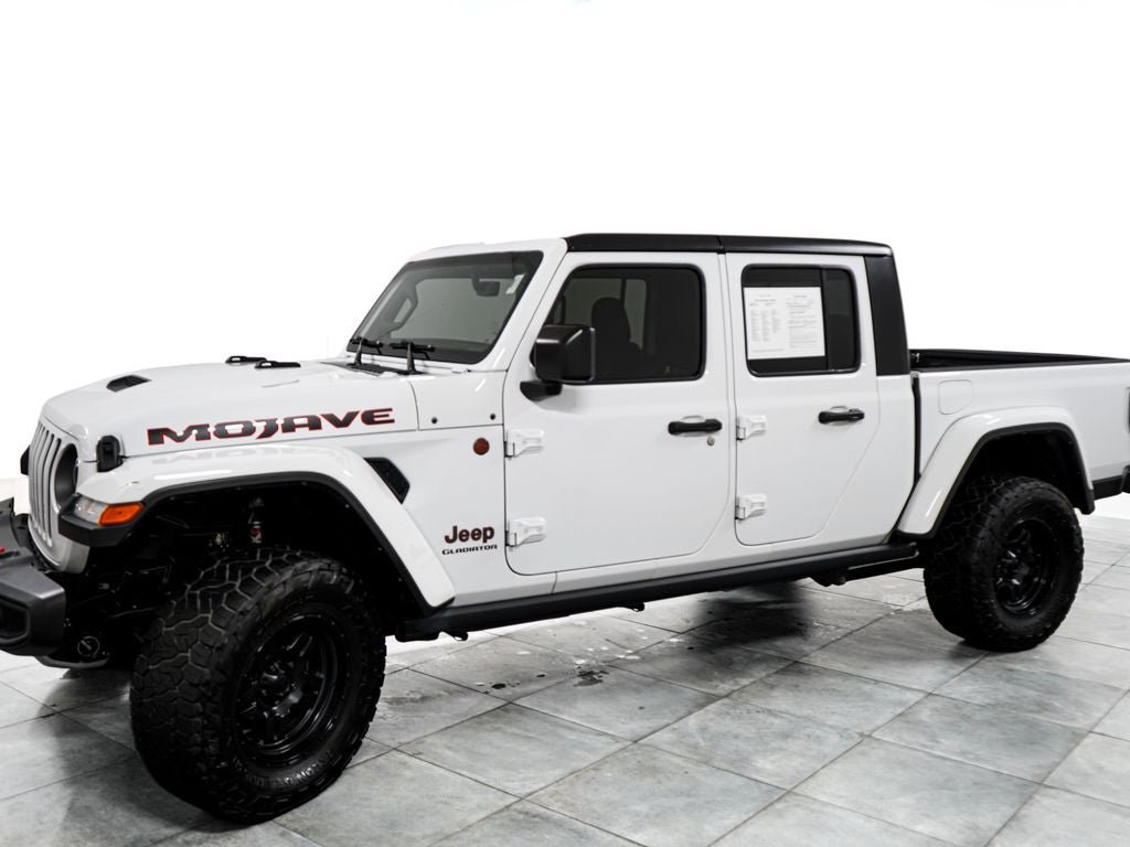 Used 2022 Jeep Gladiator Mojave w/ Trailer Tow Package AWD/4WD image 4