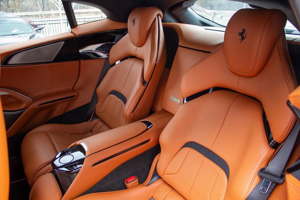 Used 2025 Ferrari Purosangue image 21