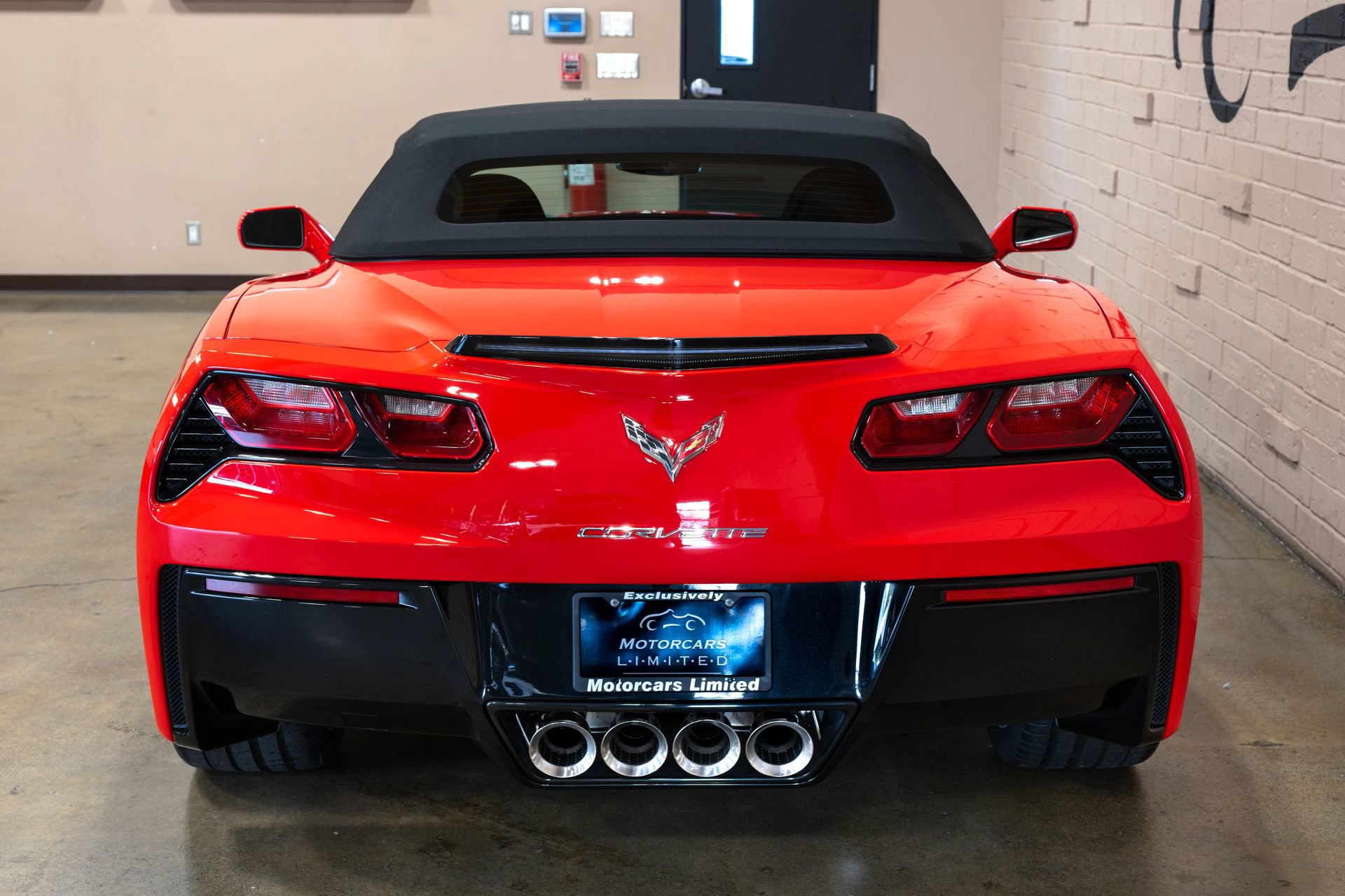 Used 2014 Chevrolet Corvette Stingray Convertible w/ 3LT Preferred Equipment Group RWD image 8