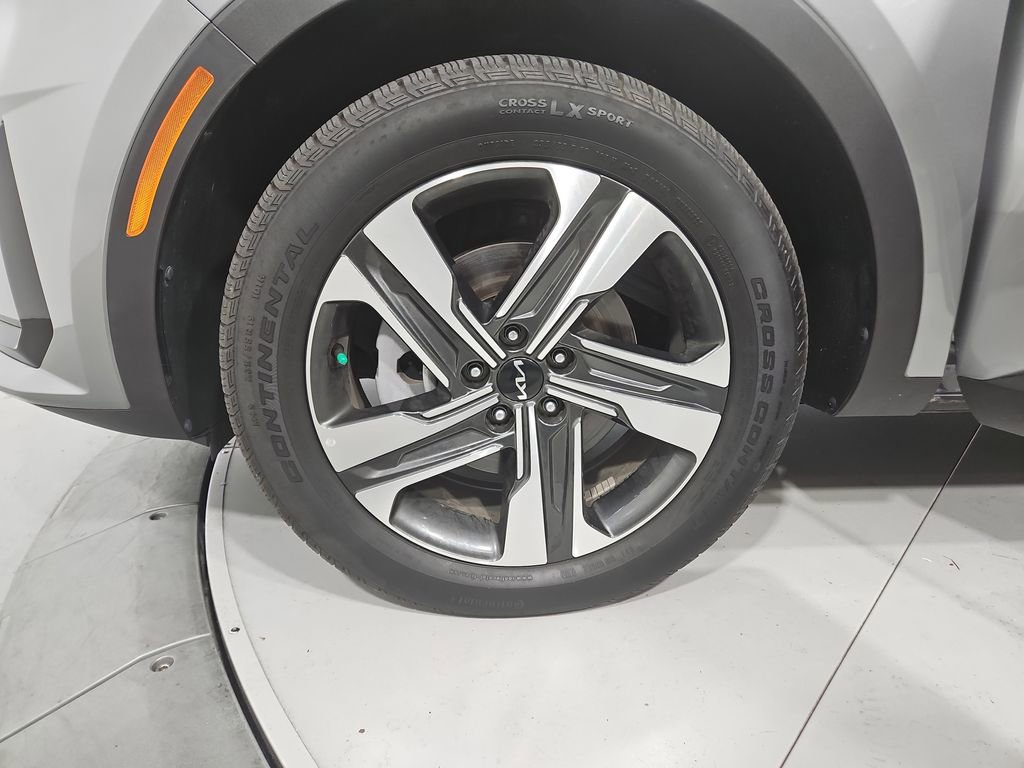 Used 2023 Kia Sorento EX image 27