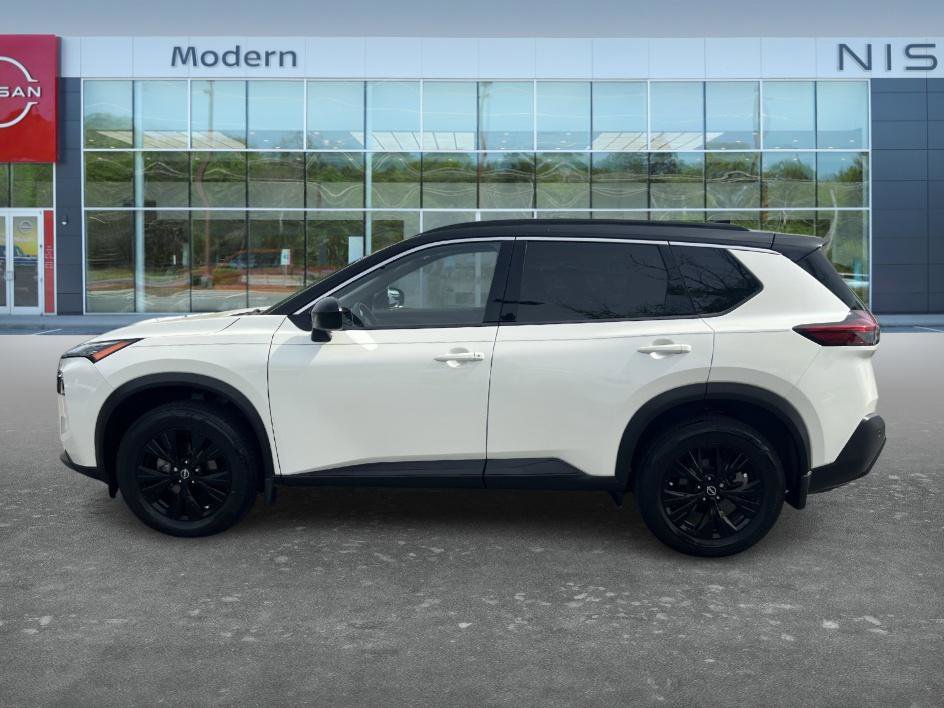 Certified 2023 Nissan Rogue SV w/ SV Premium B Package FWD image 8