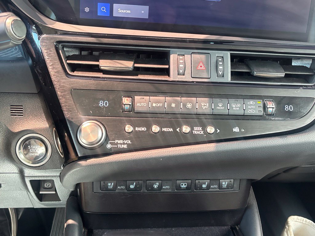 Used 2023 Lexus ES 350 w/ Premium Package FWD image 14