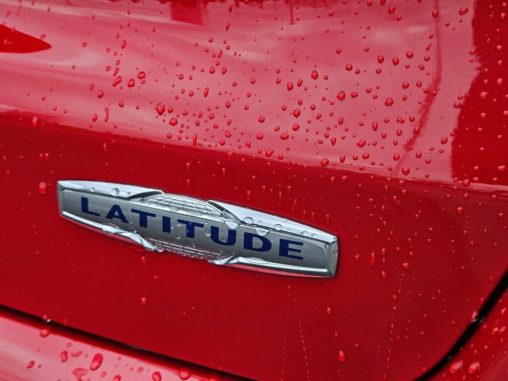 Used 2019 Jeep Compass Latitude w/ Popular Equipment Group image 8