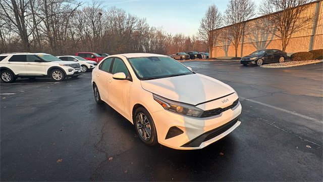 Used 2024 Kia Forte LXS image 27