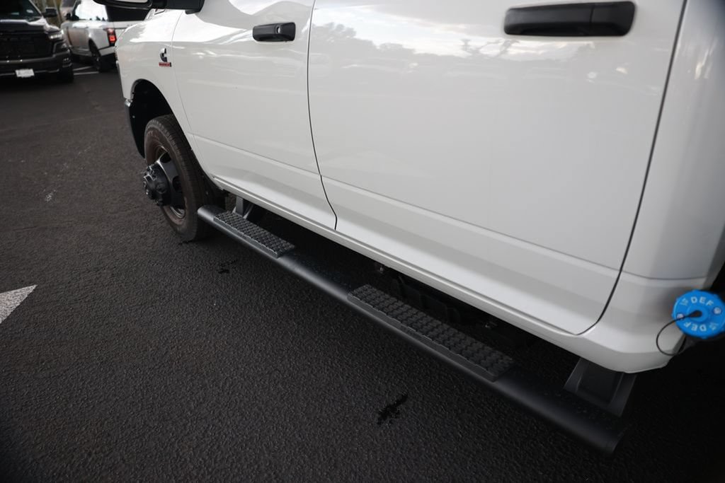 New 2026 RAM 3500 Tradesman AWD/4WD image 26