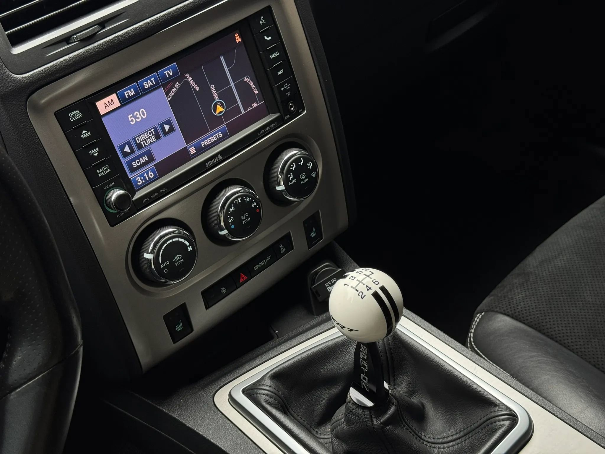Used 2012 Dodge Challenger SRT8 RWD image 31