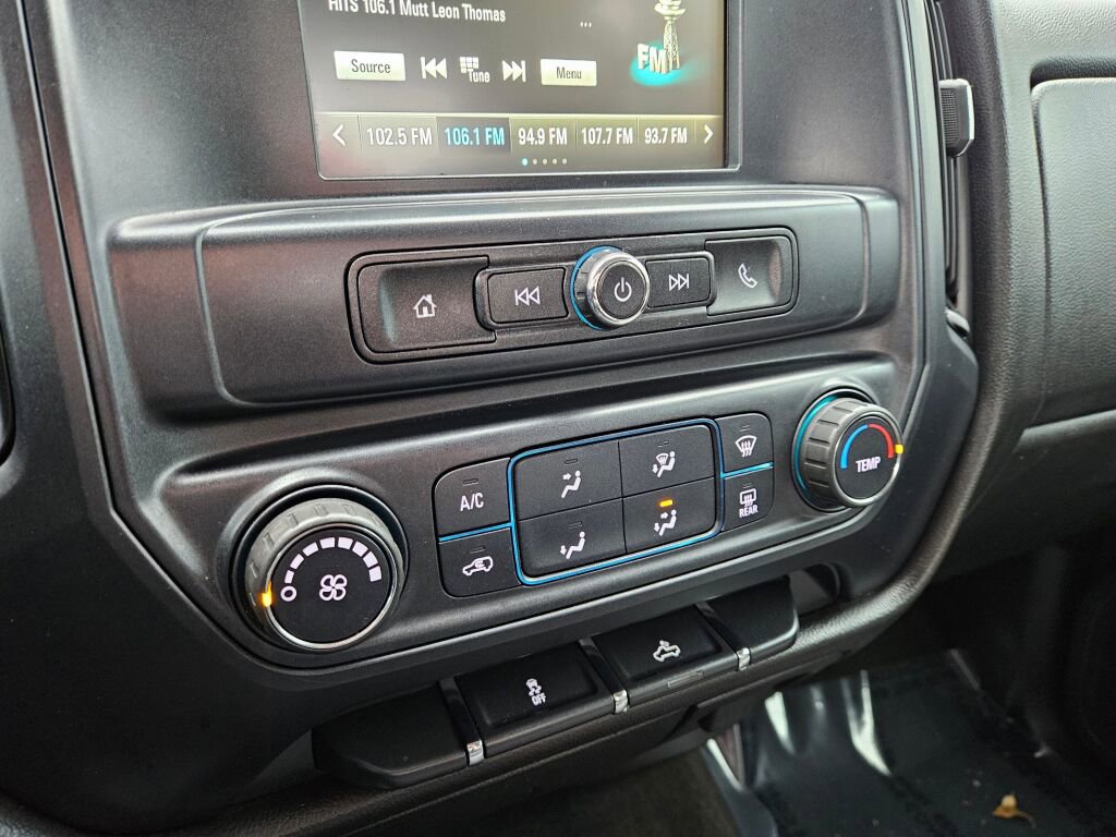 Used 2017 Chevrolet Silverado 1500 Custom w/ Custom Convenience Package image 18