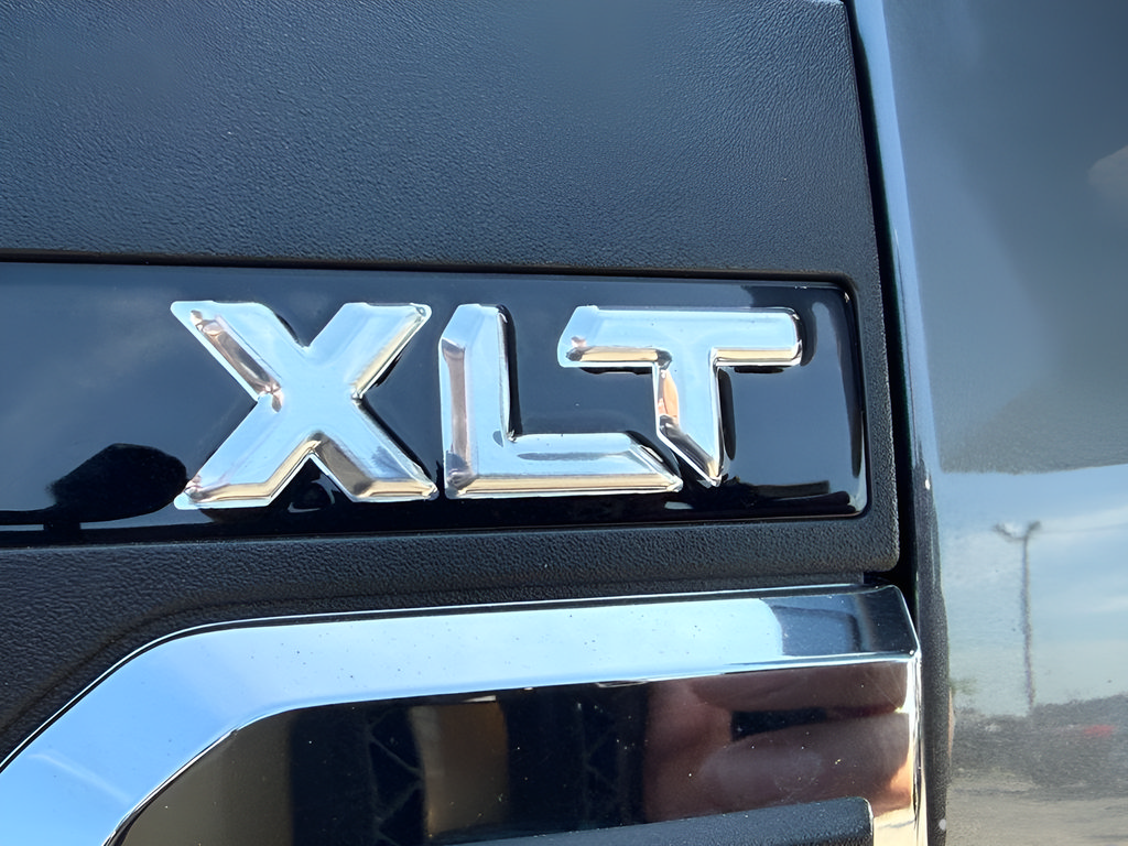 Used 2026 Ford F350 XLT w/ FX4 Off-Road Package AWD/4WD image 11