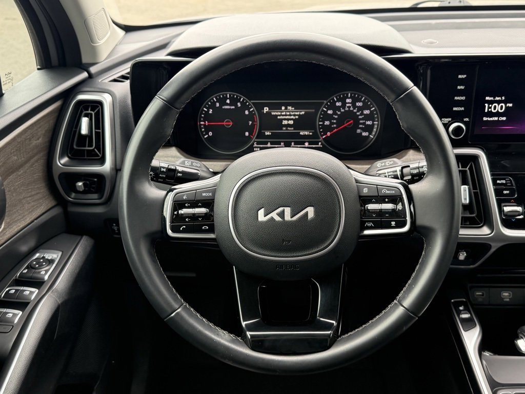 Used 2023 Kia Sorento EX image 39