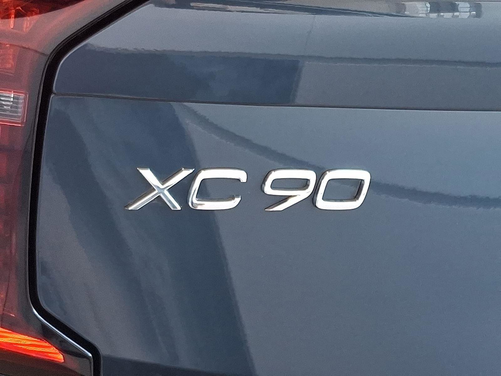 Certified 2026 Volvo XC90 T8 Plus w/ Protection Package Premier image 31