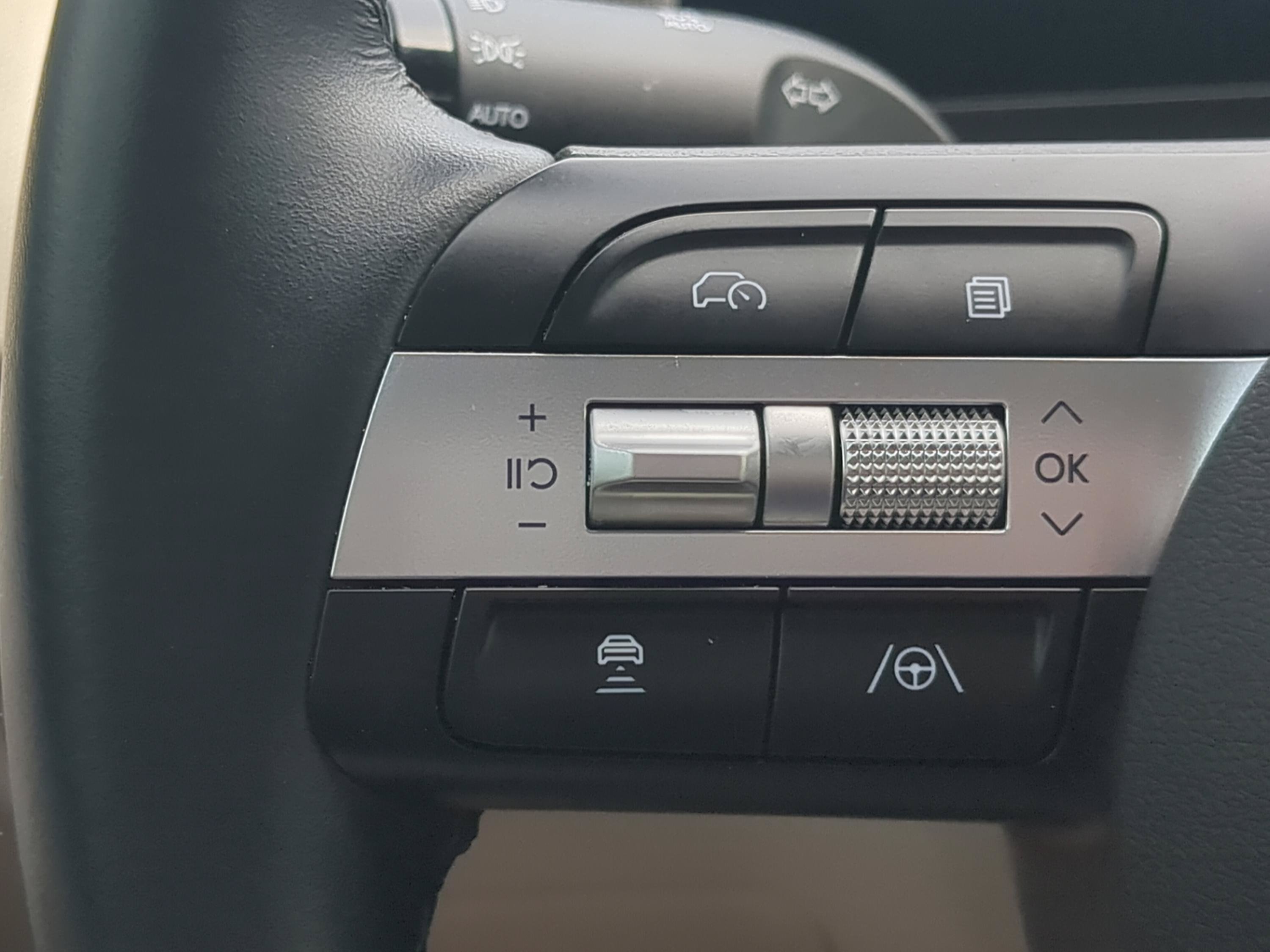 Used 2025 Hyundai Tucson SEL FWD image 22