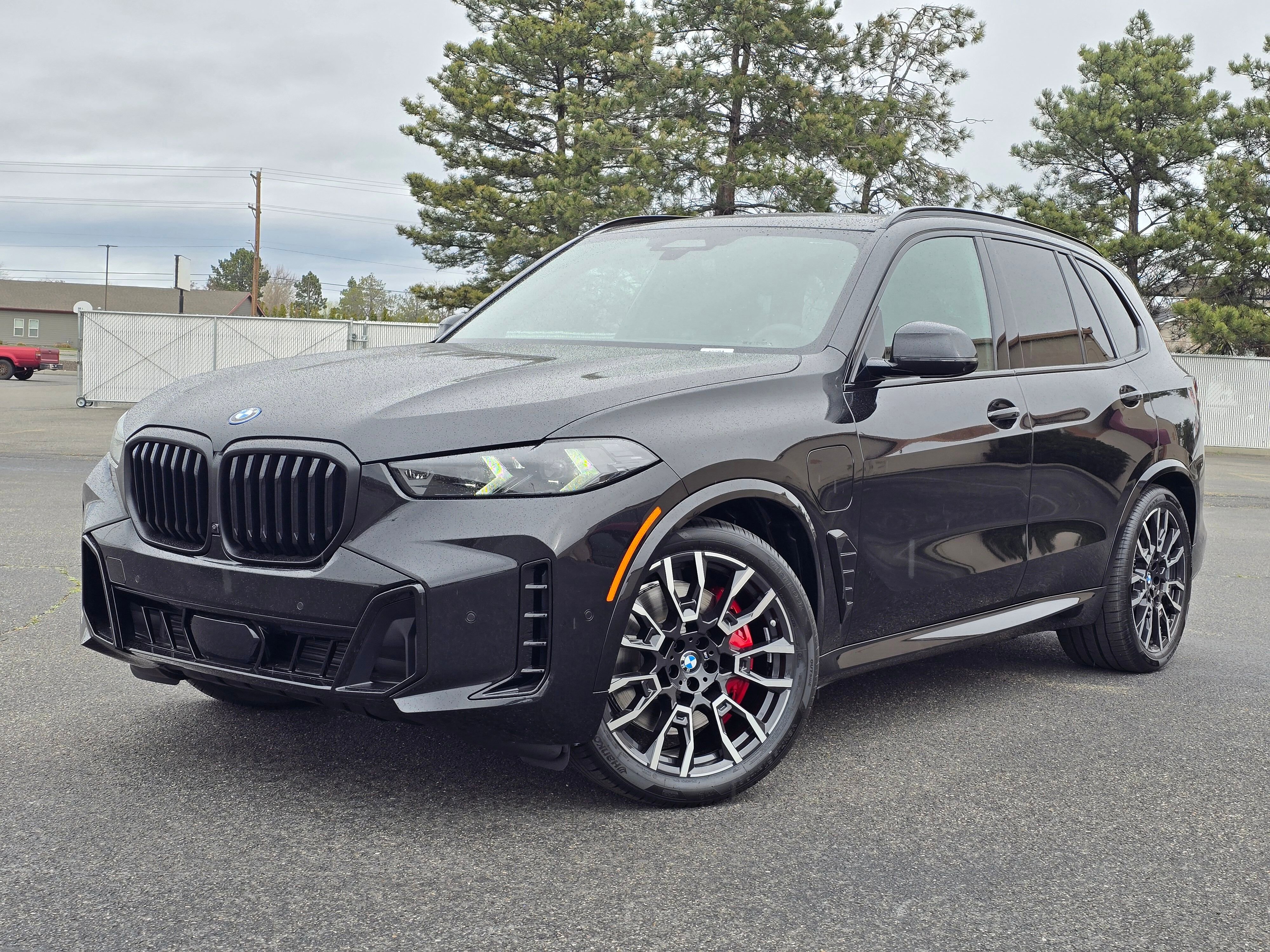New 2026 BMW X5 xDrive50e w/ Executive Package image 33