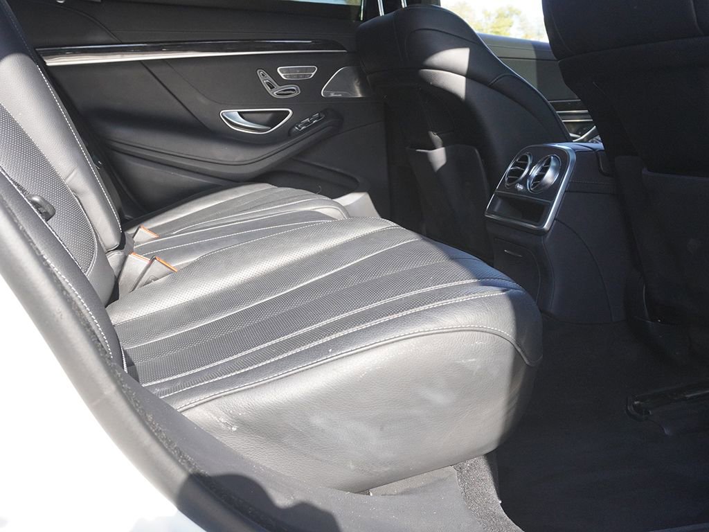 Used 2017 Mercedes-Benz S 550 4MATIC Sedan image 33