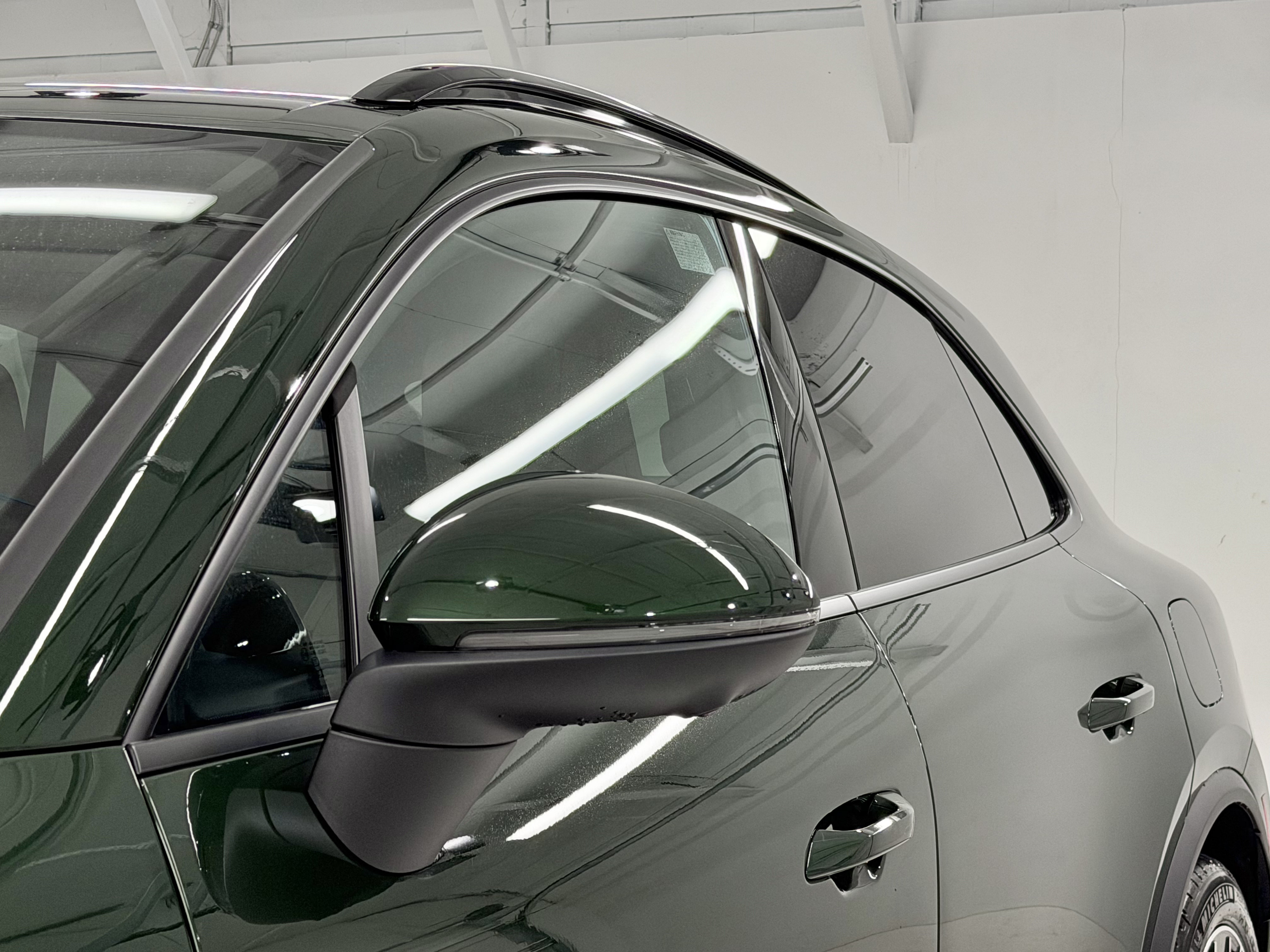 New 2026 Porsche Macan 4 Electric AWD/4WD image 19