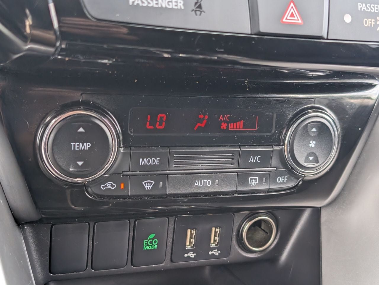 Used 2022 Mitsubishi Eclipse Cross LE AWD/4WD image 17