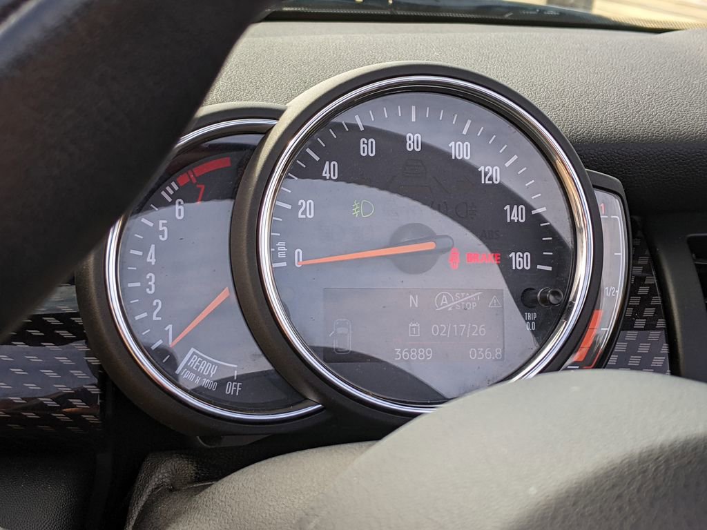 Used 2018 MINI Cooper S image 13