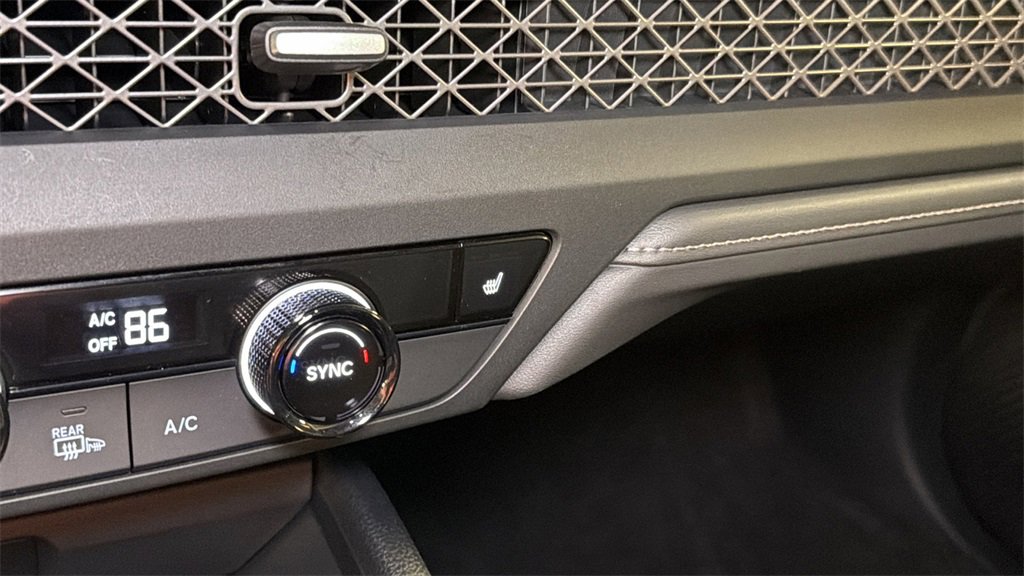 Used 2024 Honda Accord EX image 27