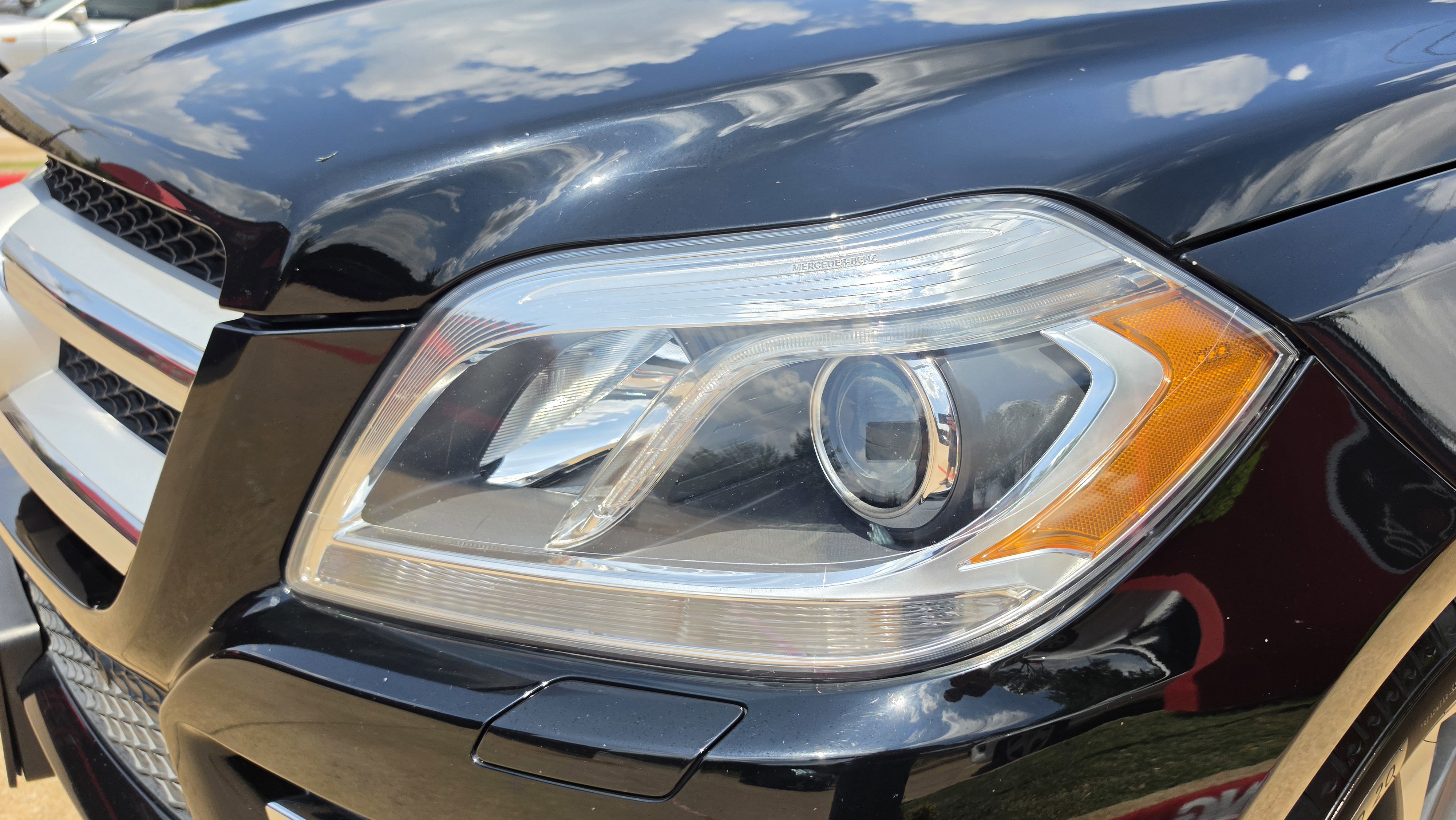 Used 2015 Mercedes-Benz GL 450 4MATIC w/ Appearance Package image 11