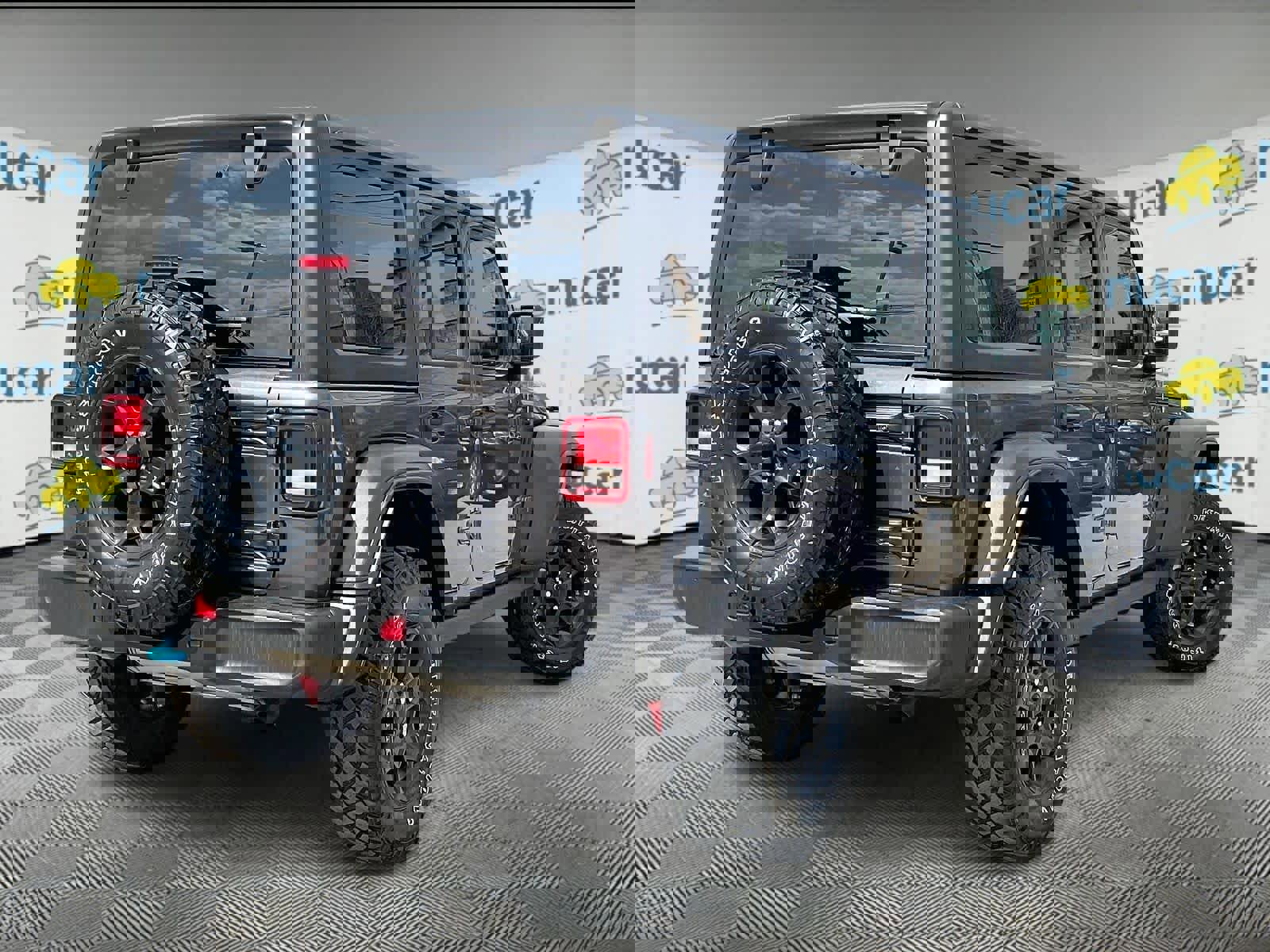 Used 2023 Jeep Wrangler Unlimited w/ Cold Weather Group AWD/4WD image 6