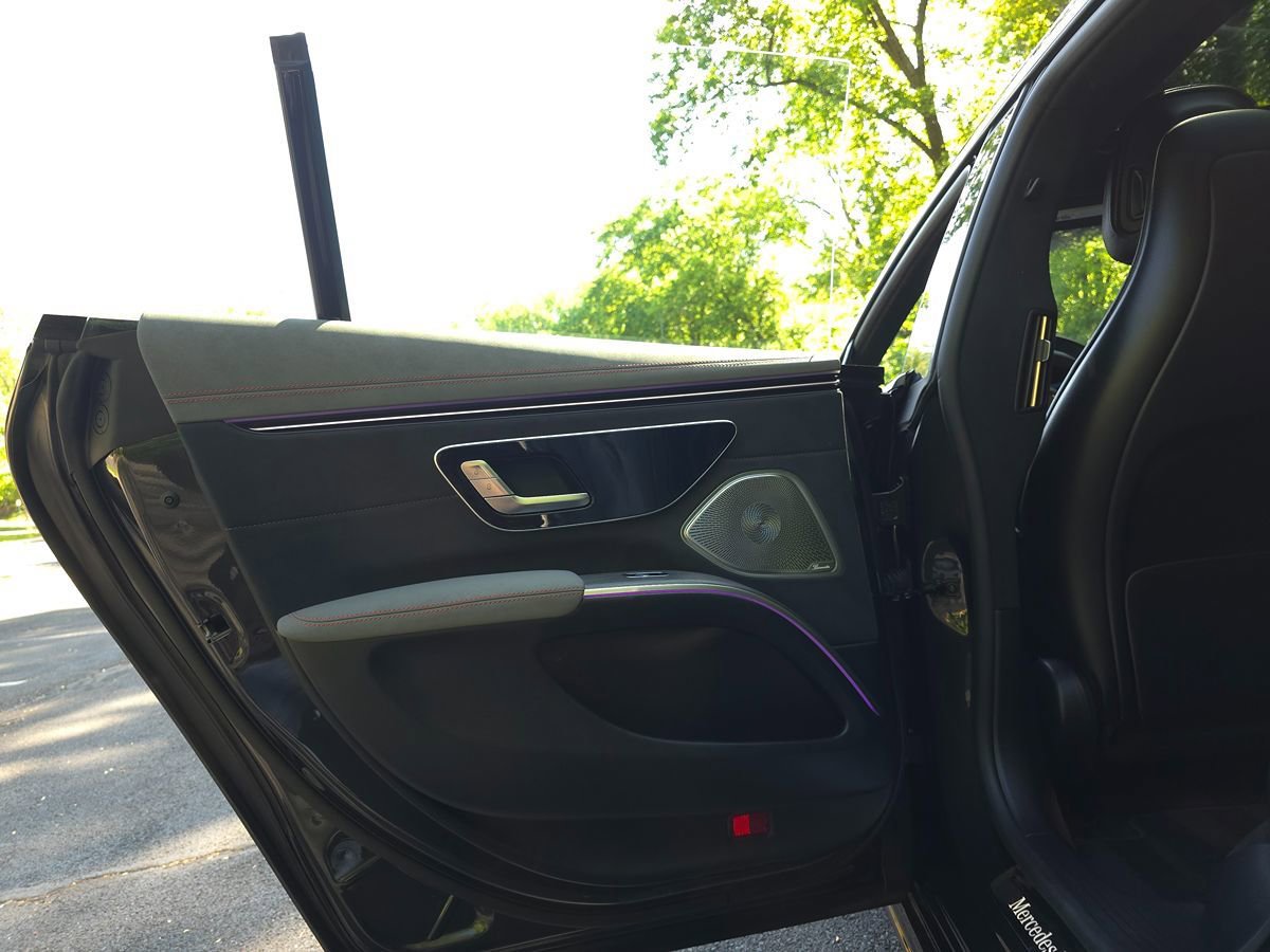 Used 2022 Mercedes-Benz EQS 580 4MATIC Sedan image 27