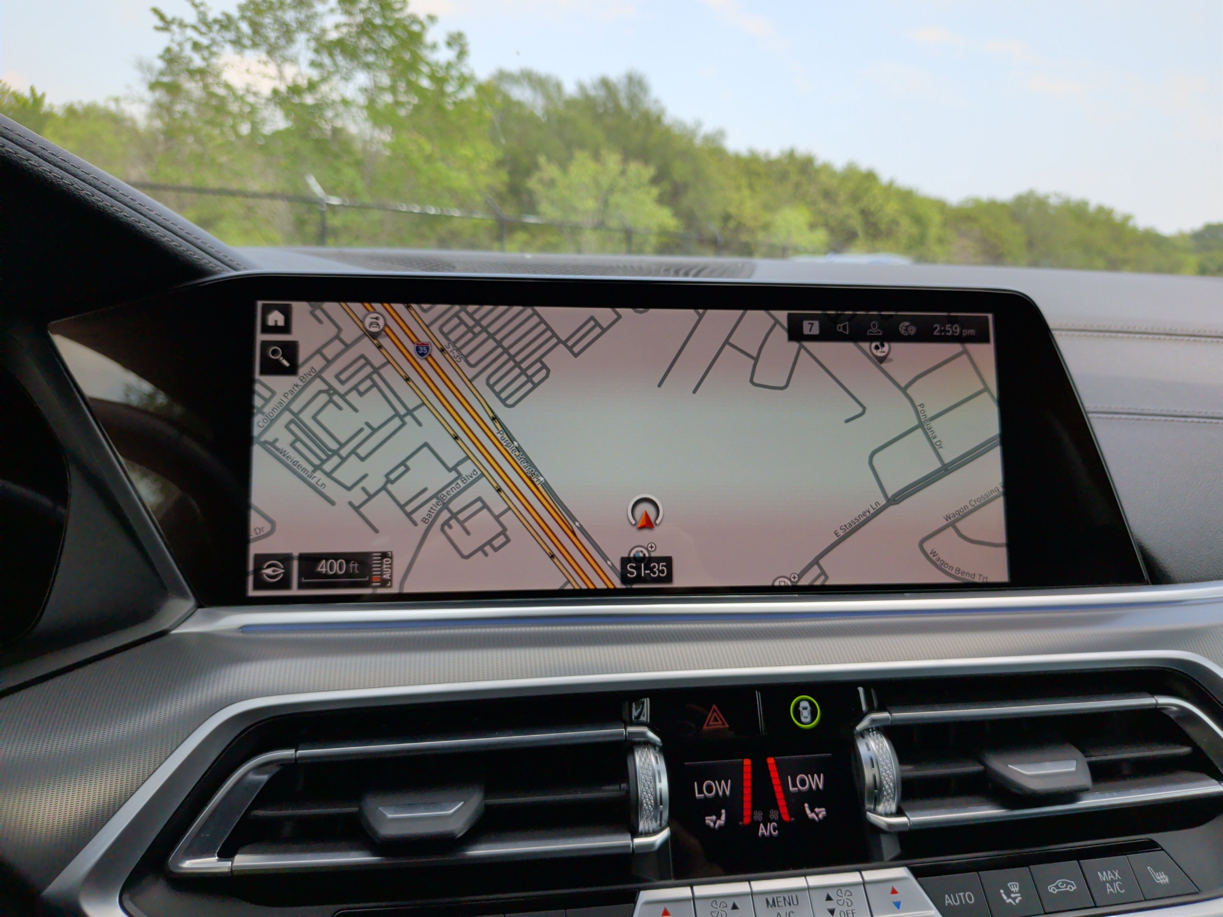 Used 2022 BMW X5 xDrive40i w/ M Sport Package AWD/4WD image 17