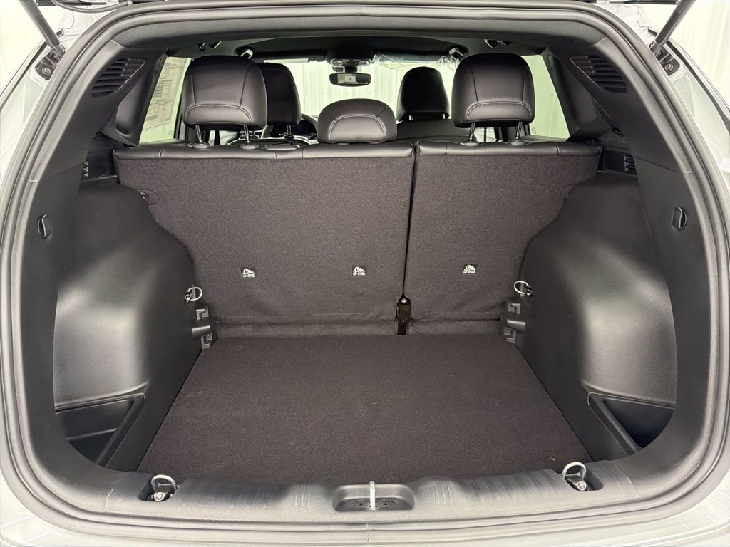 New 2026 Jeep Compass Latitude image 8