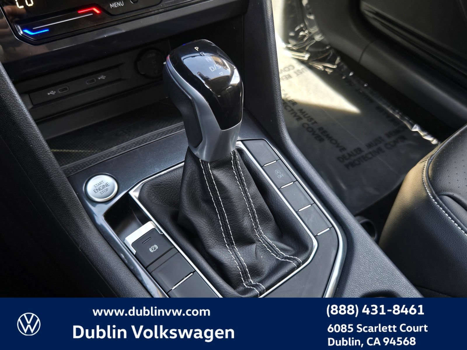 Certified 2023 Volkswagen Tiguan SE FWD image 16