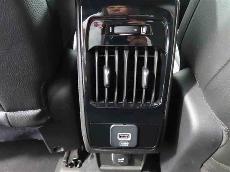 Used 2025 Jeep Compass Limited AWD/4WD image 32