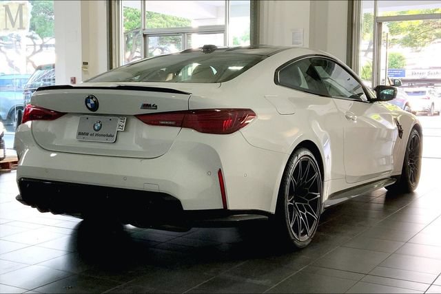 Used 2026 BMW M4 Competition w/ Executive Package RWD image 11