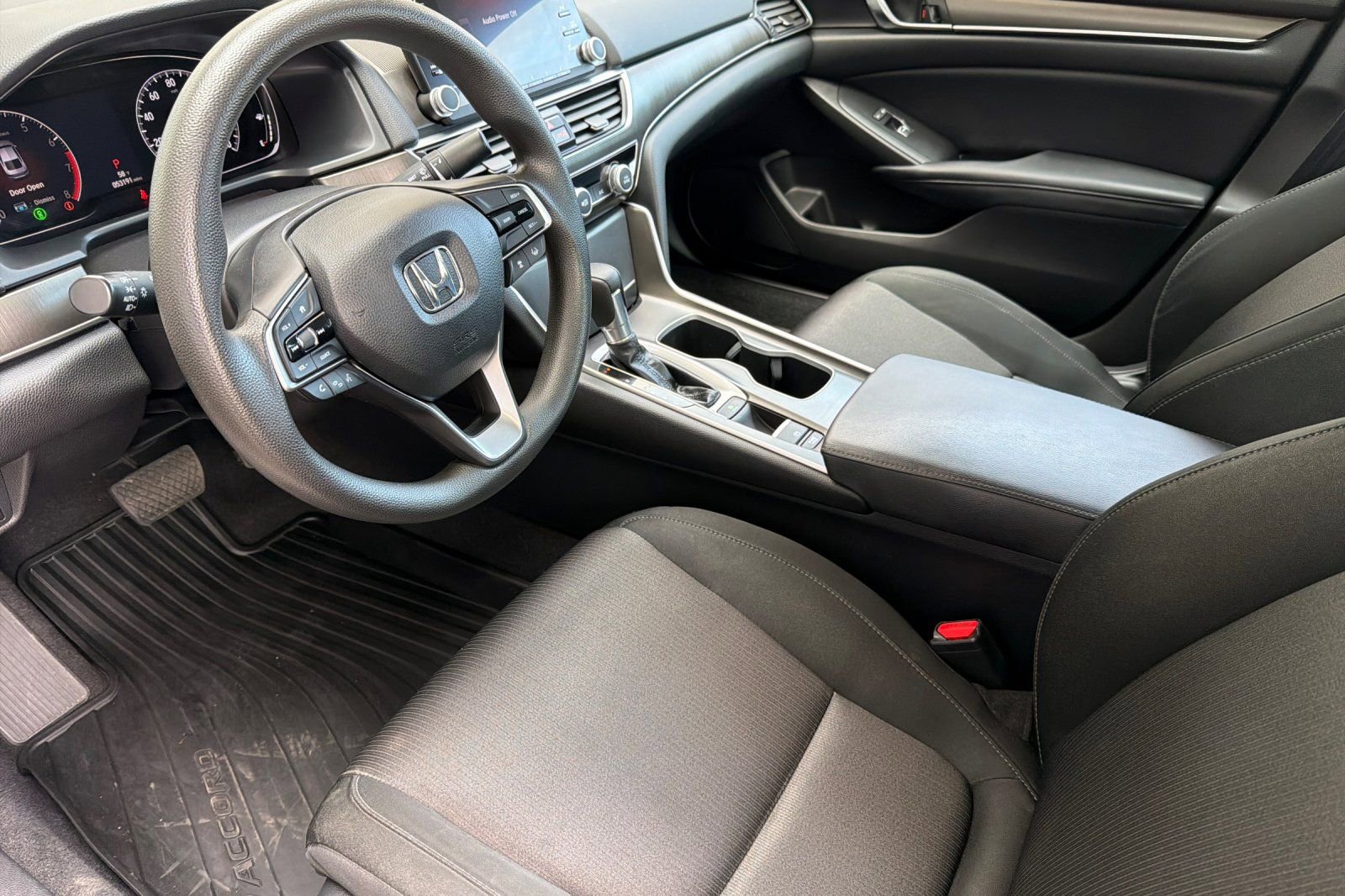 Used 2018 Honda Accord LX image 7