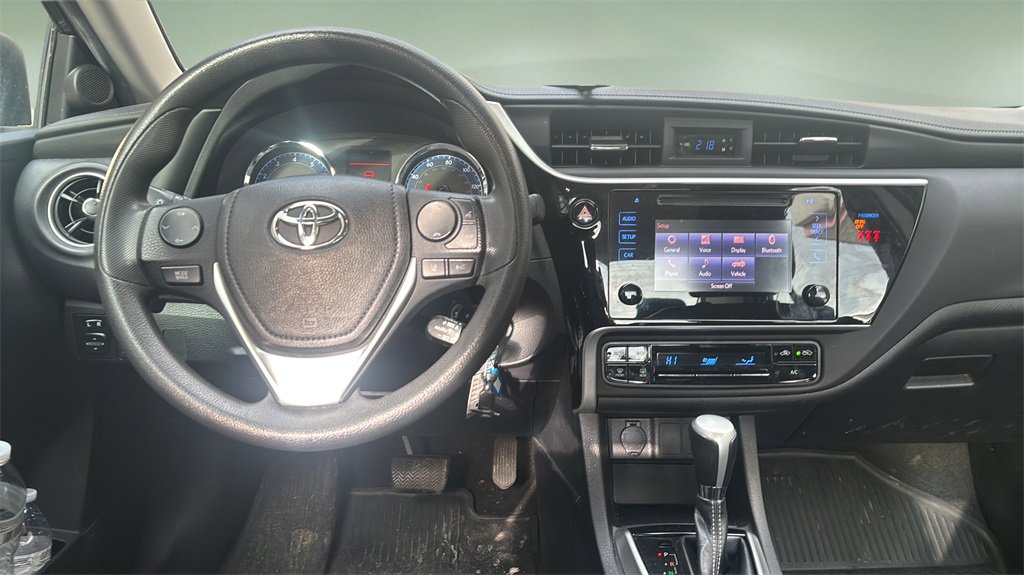 Used 2019 Toyota Corolla LE image 13
