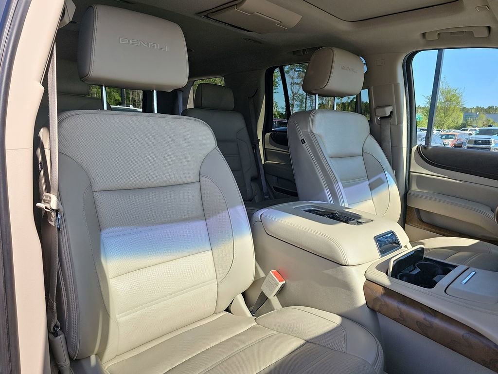 Used 2019 GMC Yukon Denali w/ Denali Ultimate Package image 13