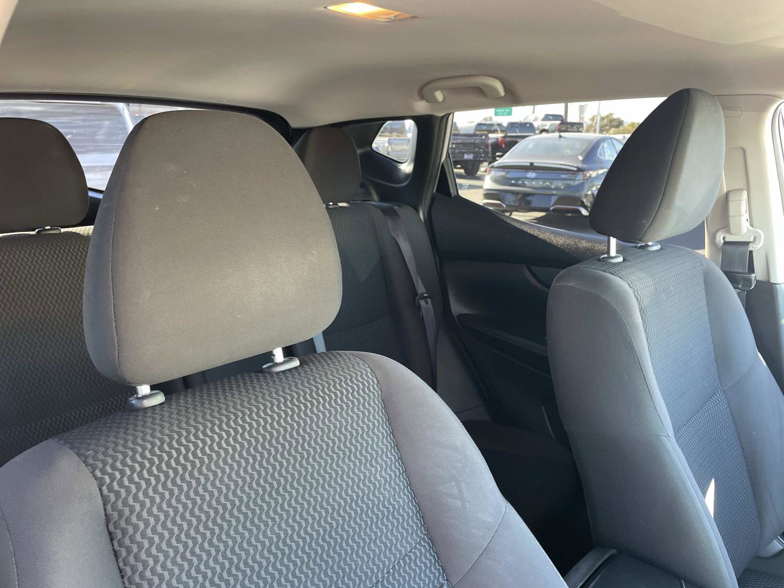 Used 2018 Nissan Rogue Sport S image 28