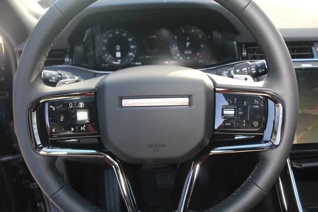 New 2026 Land Rover Range Rover Evoque S AWD/4WD image 17