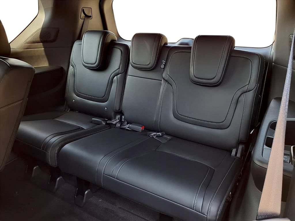 New 2026 Nissan Armada PRO-4X AWD/4WD image 25