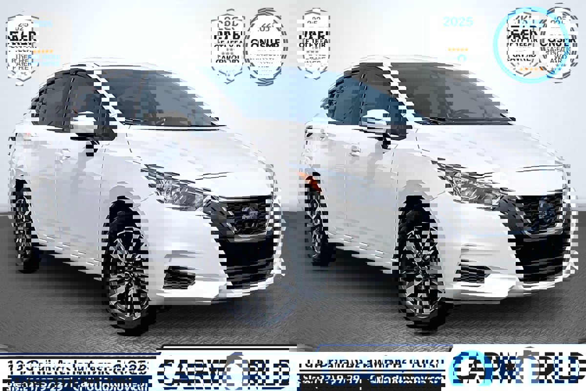 Used 2021 Nissan Versa SV image 1