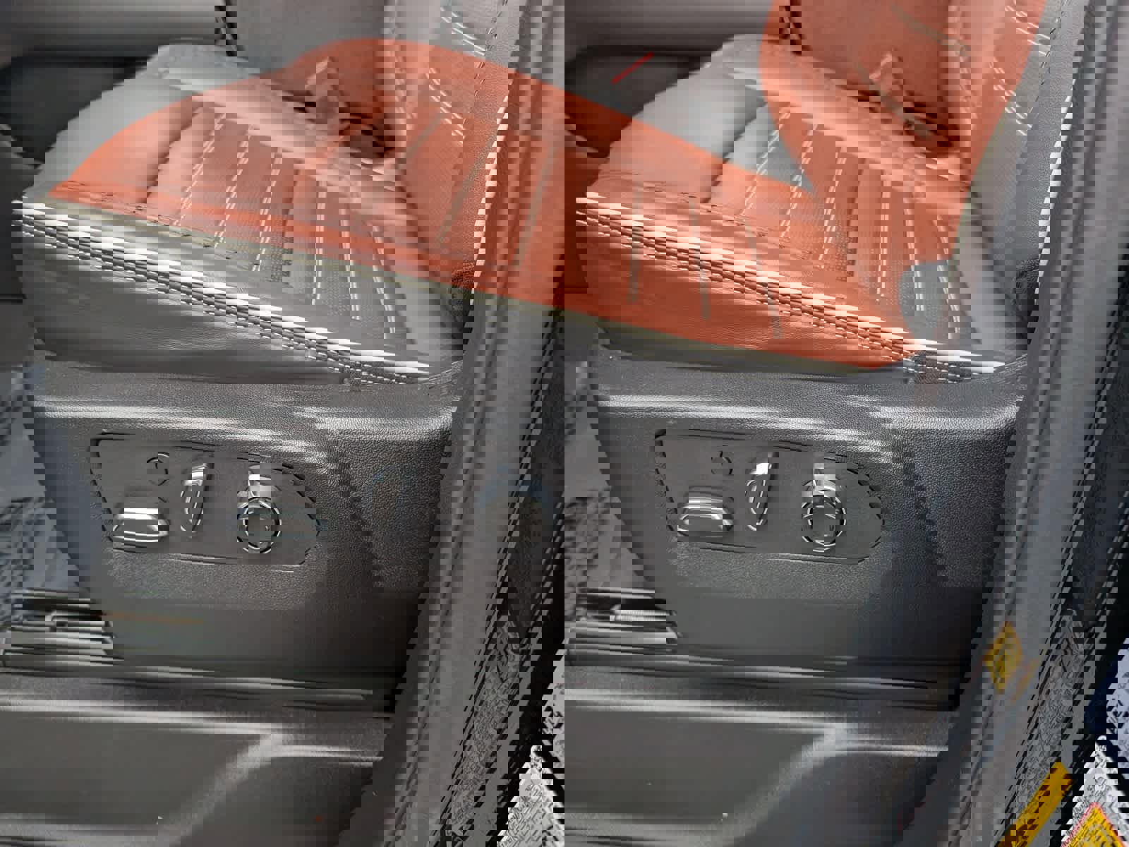 Certified 2024 GMC Yukon Denali Ultimate image 24