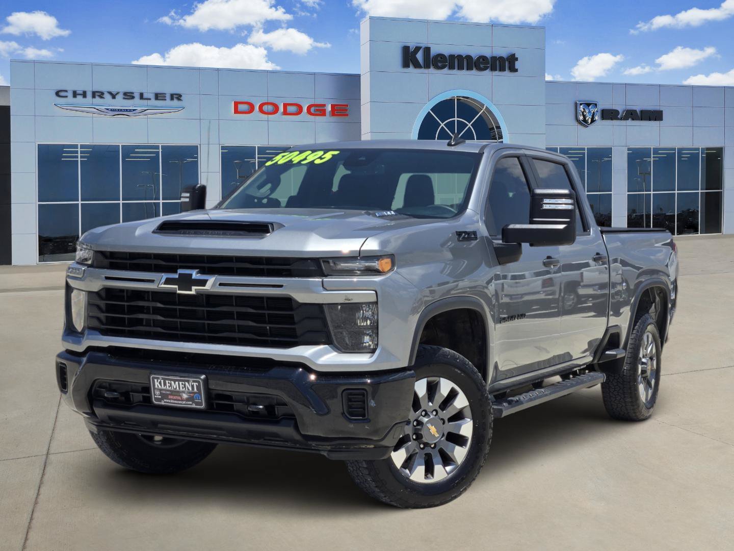 Used 2024 Chevrolet Silverado 2500 Custom w/ Custom Value Package AWD/4WD image 1