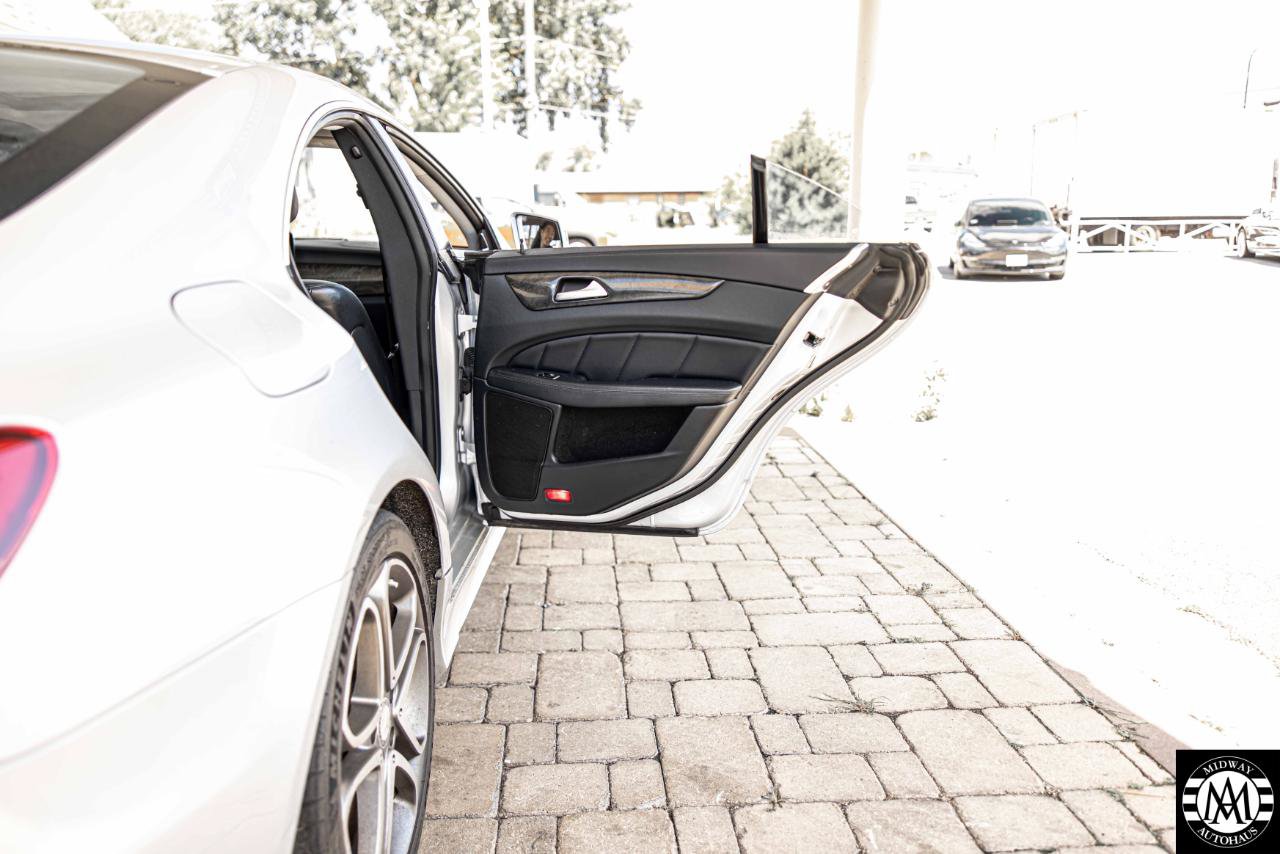 Used 2015 Mercedes-Benz CLS 400 4MATIC image 32