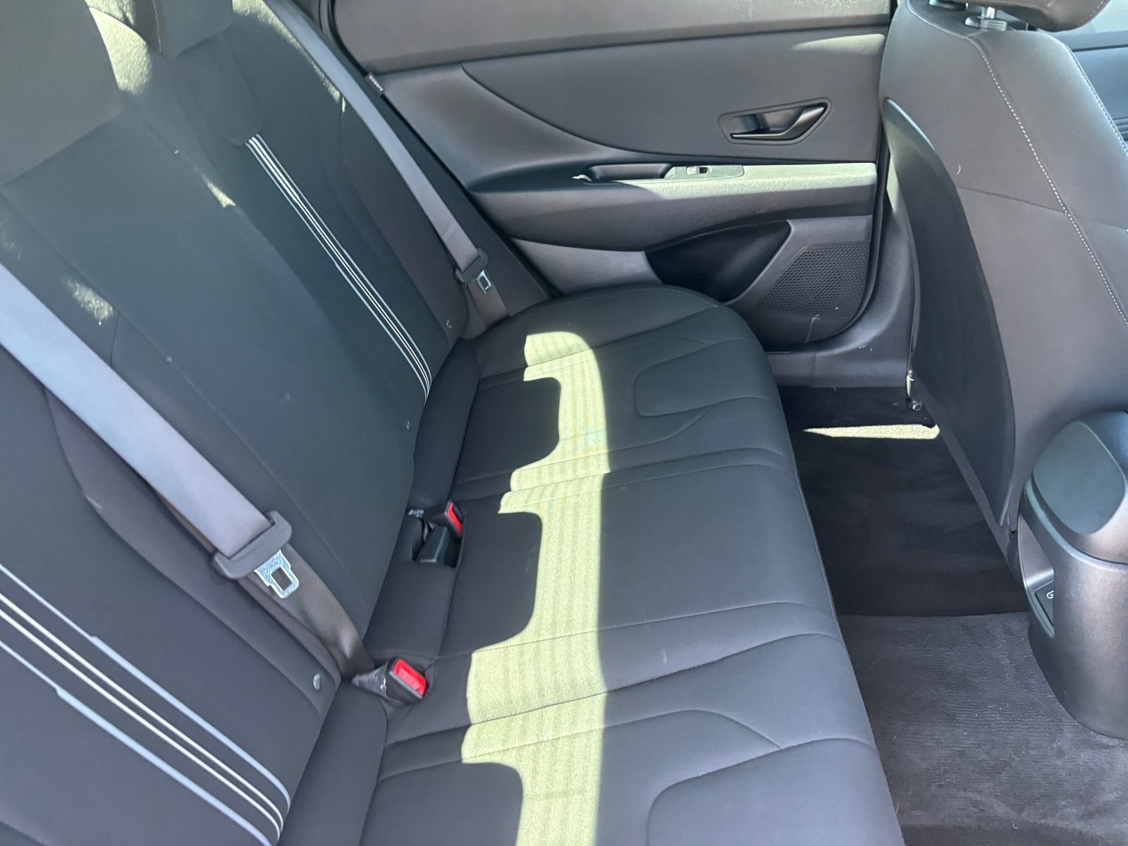 Used 2025 Hyundai Elantra Sport image 17