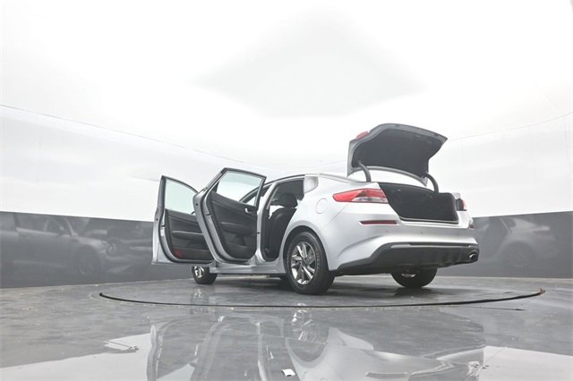 Used 2019 Kia Optima LX image 38